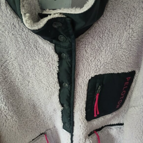 Peloton Women's Size Medium Caviar Warm Sherpa Sweater Long Sleeve Pocket Purple - Picture 4 of 15